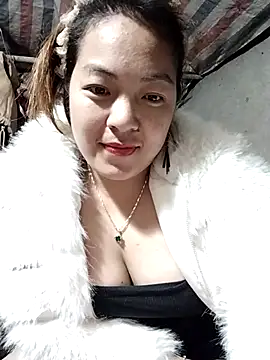 Lucky cutee online show from March 2026 01:38:01 PM