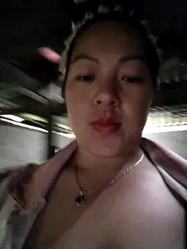 Lucky cutee online show from April 2026 06:09:02 AM