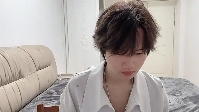 Snapshot of junnan001 chatting on December 2025 09:52:01 AM junnan001 online show from December 2025 09:52:01 AM