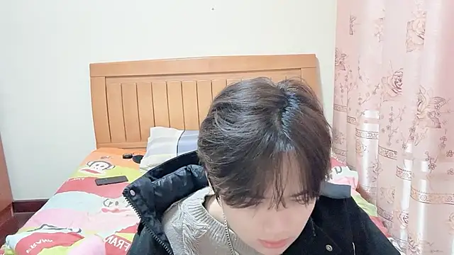 Snapshot of junnan001 chatting on February 2026 12:03:01 PM junnan001 online show from February 2026 12:03:01 PM