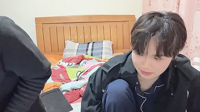 Snapshot of junnan001 chatting on January 2026 10:32:01 AM junnan001 online show from January 2026 10:32:01 AM