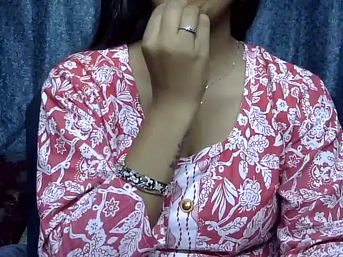 cute Dirty Diva online show from May 2026 02:20:02 PM