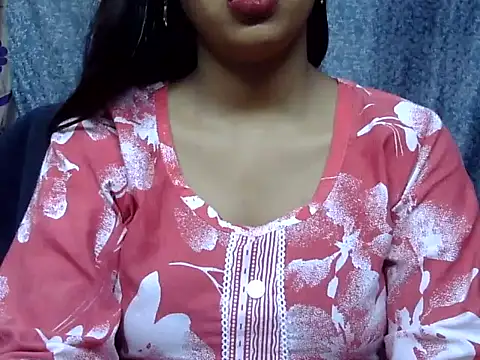 Snapshot of cute_Dirty_Diva chatting on June 2026 03:18:01 PM cute Dirty Diva online show from June 2026 03:18:01 PM