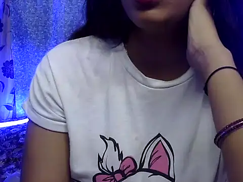 cute Dirty Diva online show from May 2026 01:44:02 AM