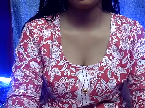 cute Dirty Diva online show from April 2026 02:42:02 PM