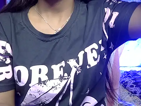 cute Dirty Diva online show from March 2026 05:25:02 PM