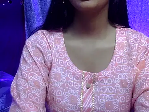 cute Dirty Diva online show from April 2026 03:30:02 AM