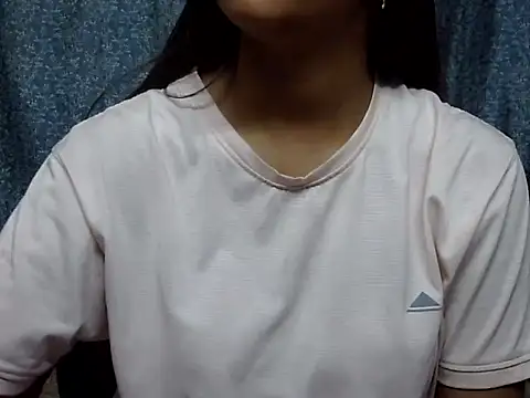cute Dirty Diva online show from May 2026 02:37:02 AM
