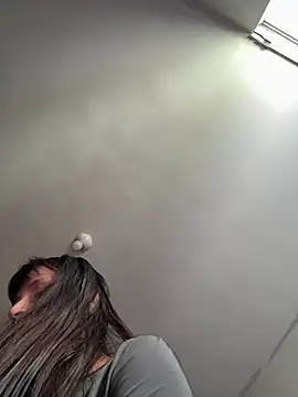 Sofii unicorn online show from March 2026 02:39:01 PM