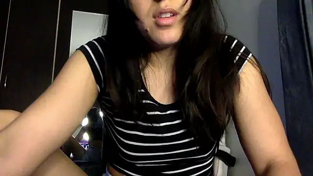 Sofii unicorn online show from May 2026 08:06:02 PM