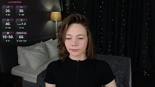 Snapshot of NovaEva_ chatting on May 2026 12:04:02 AM NovaEva online show from May 2026 12:04:02 AM