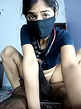 Curvy Kavya online show from April 2026 07:43:02 AM