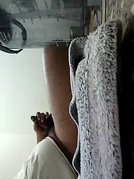 thelonewolf36 online show from February 2026 03:44:01 PM