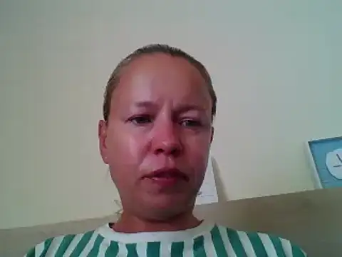 Snapshot of jennyblondeuk chatting on May 2026 04:37:01 PM jennyblondeuk online show from May 2026 04:37:01 PM