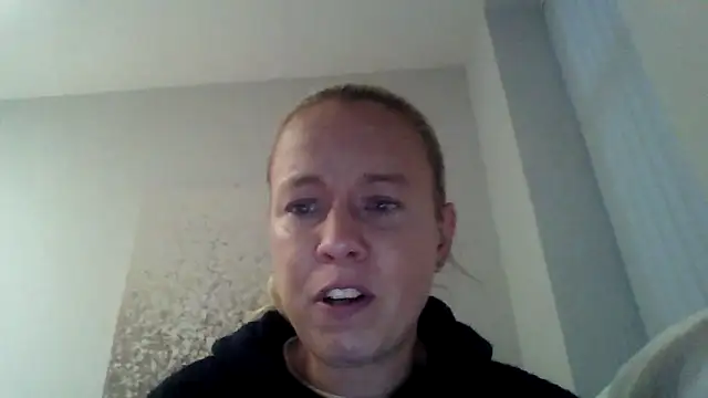 jennyblondeuk online show from March 2026 06:34:02 PM