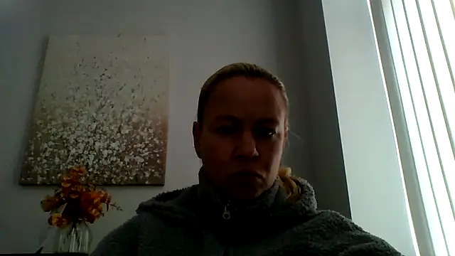 jennyblondeuk online show from March 2026 01:18:02 PM