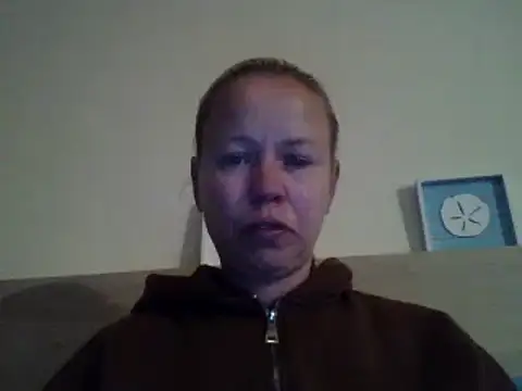 Snapshot of jennyblondeuk chatting on May 2026 07:54:02 PM jennyblondeuk online show from May 2026 07:54:02 PM