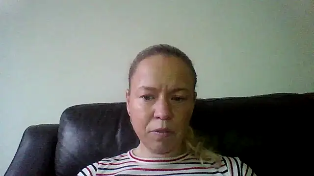 jennyblondeuk online show from January 2026 03:15:01 PM