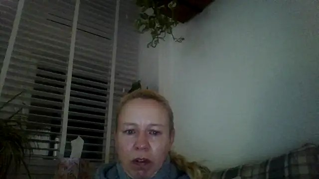 jennyblondeuk online show from February 2026 10:50:01 PM