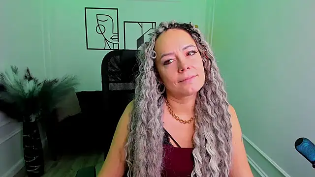 SamanthaReider online show from January 2026 11:17:02 AM