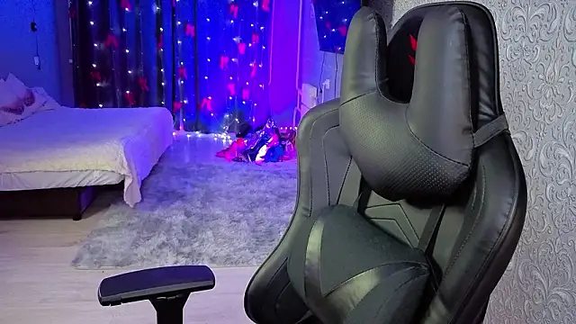 Eva Vibe  online show from January 2026 07:45:01 PM