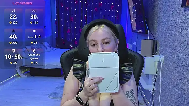 Eva Vibe  online show from January 2026 05:09:02 PM