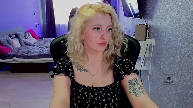 Eva Vibe  online show from April 2026 05:42:02 AM