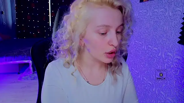 Eva Vibe  online show from April 2026 06:09:01 AM