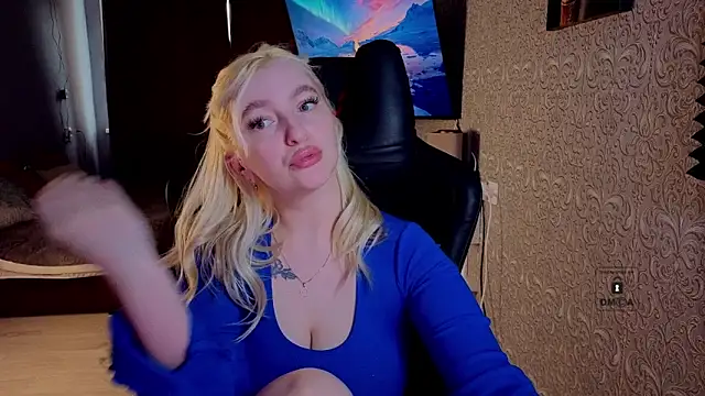 Eva Vibe  online show from May 2026 11:40:01 AM