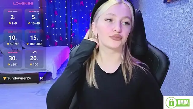 Eva Vibe  online show from January 2026 06:22:01 PM