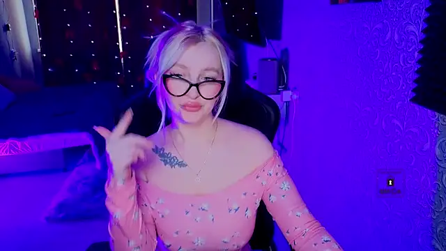 Eva Vibe  online show from March 2026 08:15:02 AM