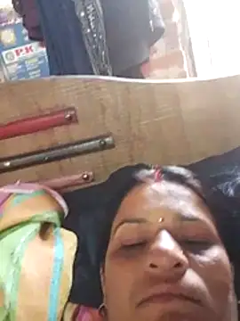 Snapshot of CUTE_Ishpa chatting on March 2026 11:06:01 AM CUTE Ishpa online show from March 2026 11:06:01 AM