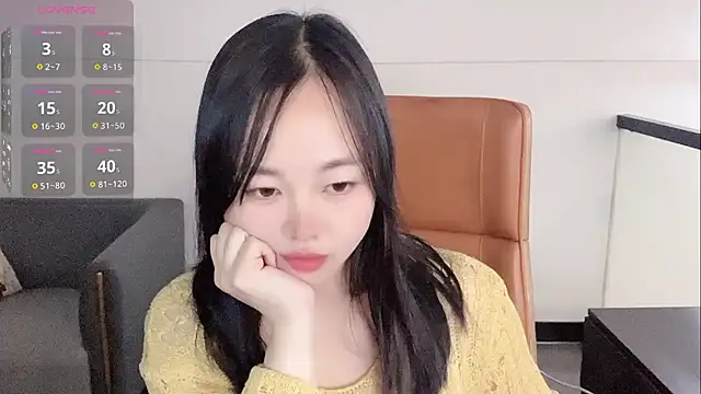 Yuer-77 online show from February 2026 02:17:02 PM