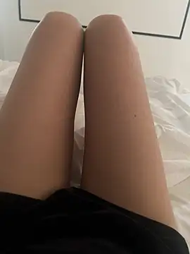 lucynan online show from February 2026 06:58:02 AM