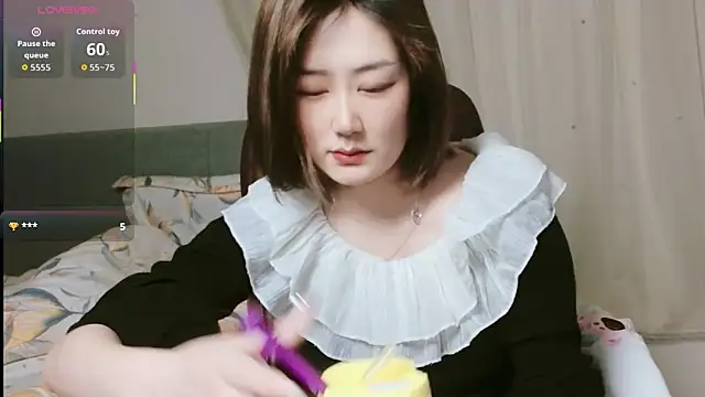 lucynan online show from February 2026 05:07:02 AM