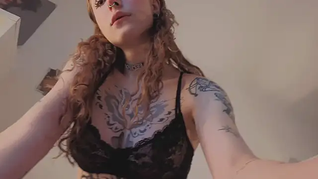 Snapshot of poli_blink chatting on March 2026 01:02:02 PM poli blink online show from March 2026 01:02:02 PM