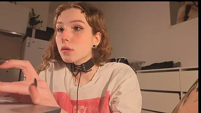 Snapshot of poli_blink chatting on March 2026 06:15:02 PM poli blink online show from March 2026 06:15:02 PM