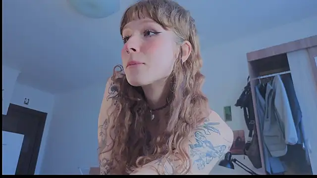 Snapshot of poli_blink chatting on April 2026 09:59:02 AM poli blink online show from April 2026 09:59:02 AM