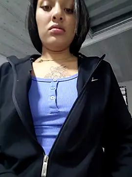 ashley-17 online show from February 2026 02:12:01 AM