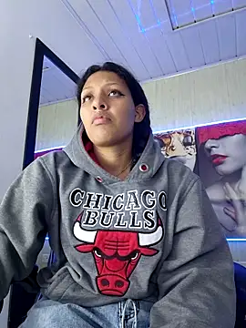 ashley-17 online show from February 2026 03:28:01 AM