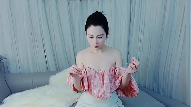 HCOCO online show from February 2026 12:17:02 PM