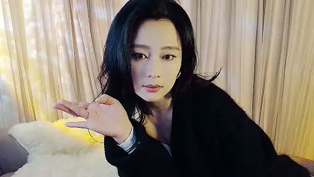 HCOCO online show from March 2026 01:48:02 PM