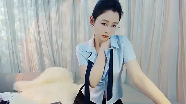 HCOCO online show from April 2026 01:34:01 PM