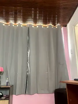  zoe bakerr online show from January 2026 01:47:02 PM