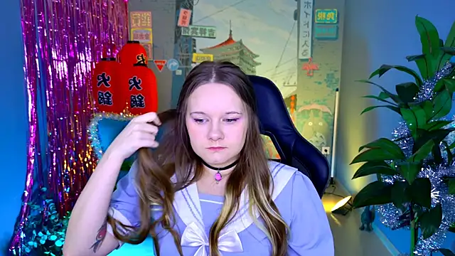 auroranelson online show from December 2025 03:56:02 PM