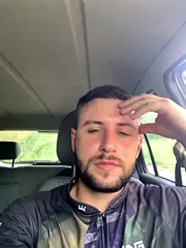 LuanHw1209 online show from January 2026 05:49:02 PM