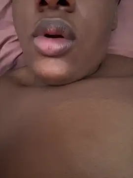 amorasecy online show from March 2026 01:00:02 PM