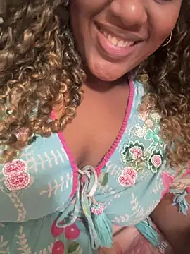 amorasecy online show from July 2026 02:24:01 PM
