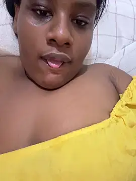 amorasecy online show from April 2026 01:03:01 PM