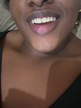 amorasecy online show from February 2026 12:48:02 PM